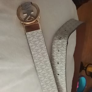 Michael kors belt 24 inch